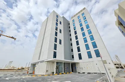 Apartment - Studio - 1 Bathroom for rent in Khalifa City A Villas - Khalifa City A - Khalifa City - Abu Dhabi