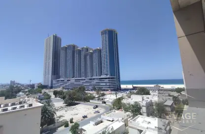 Apartment - 2 Bedrooms - 2 Bathrooms for rent in Ajman Corniche Residences - Ajman Corniche Road - Ajman