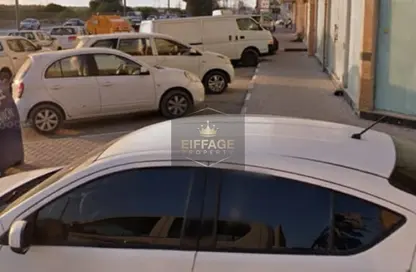 عمارة بالكامل - 8 غرف نوم - 8 حمامات للبيع في 2 المويهات - المويهات - عجمان