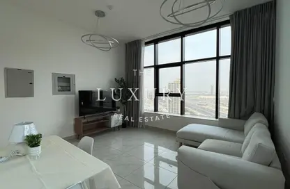 شقة - غرفة نوم - 2 حمامات للايجار في ذا سكوير تاور - الضاحية 13 - قرية جميرا الدائرية - دبي