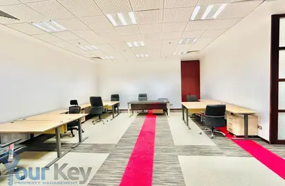 مكتب - استوديو - 1 حمام للايجار في ابراج كريسنت - الخالدية - أبوظبي