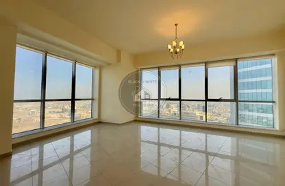 Apartment - 3 Bedrooms - 4 Bathrooms for rent in Julphar Residential Tower - Julphar Towers - Al Nakheel - Ras Al Khaimah