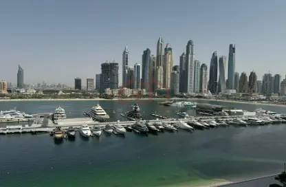 Apartment - 2 Bedrooms - 2 Bathrooms for rent in Palace Beach Residence - EMAAR Beachfront - Dubai Harbour - Dubai
