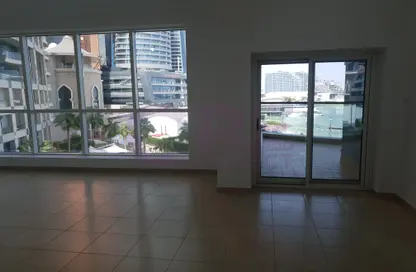 Empty Room image for: Apartment - 3 Bedrooms - 4 Bathrooms for rent in Khalidiya Tower B - Khalidiya Twin Towers - Al Khalidiya - Abu Dhabi, Image 1