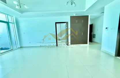 Apartment - 2 Bedrooms - 3 Bathrooms for rent in Jumeirah Garden City - Al Satwa - Dubai
