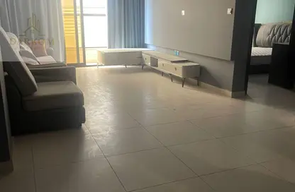 شقة - 2 غرف نوم - 2 حمامات للايجار في فلل الروضة 2 - 2  الروضة - الروضة - عجمان