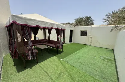 شقة - 2 غرف نوم - 1 حمام للايجار في السروج - العين