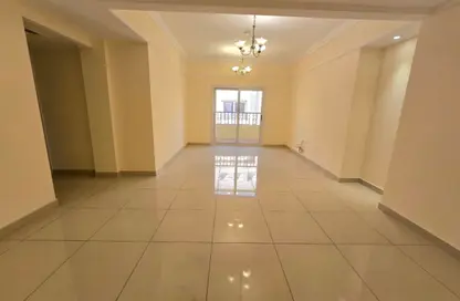 Apartment - 2 Bedrooms - 3 Bathrooms for rent in Muwaileh 29 Building - Muwaileh - Sharjah