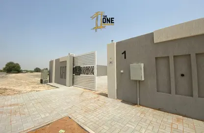 Villa - 4 Bedrooms - 5 Bathrooms for rent in Al Felyyah - Ras Al Khaimah