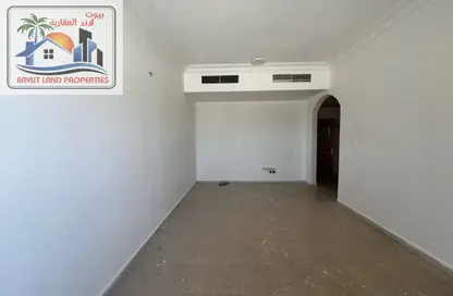 Apartment - 2 Bedrooms - 2 Bathrooms for rent in Al Khan Corniche - Al Khan - Sharjah