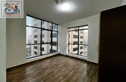 Apartment - 2 Bedrooms - 2 Bathrooms for rent in New Al Taawun Road - Al Taawun - Sharjah