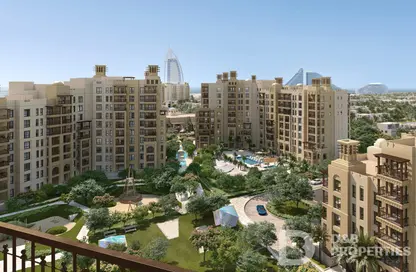 Apartment - 4 Bedrooms - 6 Bathrooms for sale in Al Jazi - Madinat Jumeirah Living - Umm Suqeim - Dubai