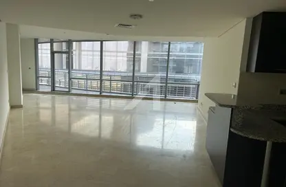 Empty Room image for: Apartment - 2 Bedrooms - 3 Bathrooms for rent in Sky Gardens - DIFC - Dubai, Image 1