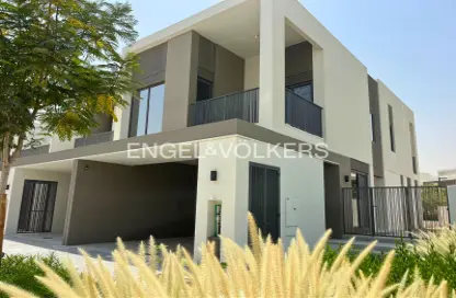 Townhouse - 4 Bedrooms - 6 Bathrooms for sale in Aura - Tilal Al Ghaf - Dubai