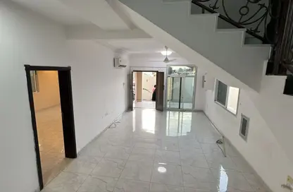 فيلا - 5 غرف نوم - 7 حمامات للايجار في 2 المويهات - المويهات - عجمان