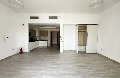 Apartment - Studio - 1 Bathroom for rent in Oxford Residence - Jumeirah Village Circle - Dubai