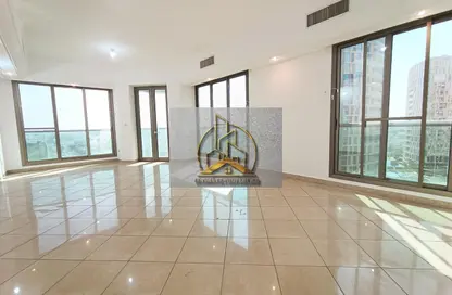 Apartment - 3 Bedrooms - 4 Bathrooms for rent in Al Heel Tower - Mubarak Bin Mohammed Street - Al Khalidiya - Abu Dhabi