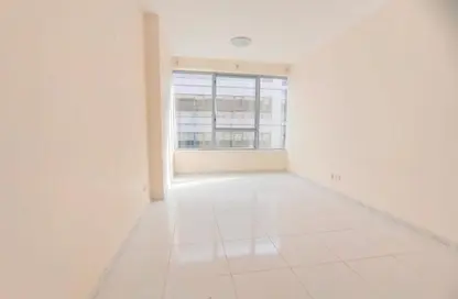 Apartment - 2 Bedrooms - 2 Bathrooms for rent in Golden Sands 8 - Mankhool - Bur Dubai - Dubai