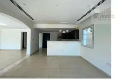 Apartment - 4 Bedrooms - 5 Bathrooms for rent in Circle Villas - Jumeirah Village Circle - Dubai