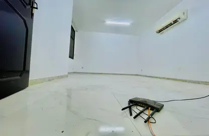 شقة - غرفة نوم - 1 حمام للايجار في منطقة المرور - أبوظبي