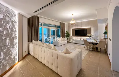 شقة - 2 غرف نوم - 4 حمامات للايجار في الحلاوي - مساكن شور لاين - نخلة جميرا - دبي