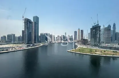 Office Space - Studio - 1 Bathroom for rent in Lake Central - Business Bay - Dubai