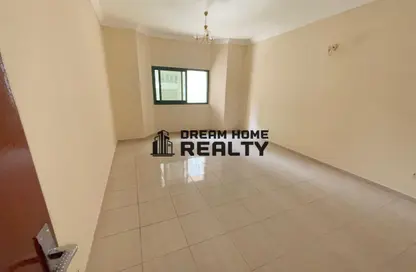 Apartment - 2 Bedrooms - 3 Bathrooms for rent in Al Taawun - Sharjah
