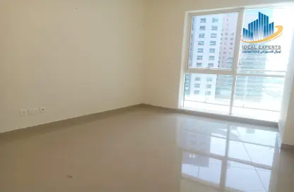 Empty Room image for: Apartment - 2 Bedrooms - 3 Bathrooms for rent in Al Khalidiya - Abu Dhabi, Image 1