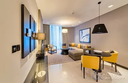 شقة - 2 غرف نوم - 2 حمامات للايجار في فندق شيراتون الكبير - شارع الشيخ زايد - دبي