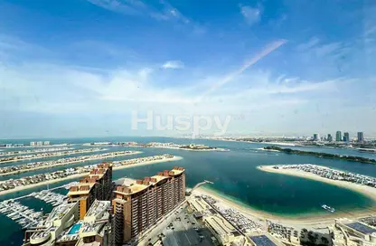 Apartment - 1 Bedroom - 2 Bathrooms for sale in The Palm Tower - Palm Jumeirah - Dubai