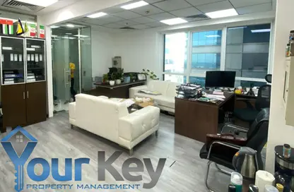مركز أعمال - استوديو - 1 حمام للايجار في برج لطيفة - شارع الشيخ زايد - دبي