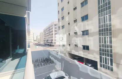 Apartment - 3 Bedrooms - 3 Bathrooms for rent in Silver Sands 2 - Mankhool - Bur Dubai - Dubai