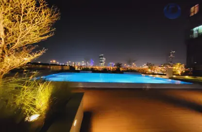 صورة لـ حوض سباحة شقة - 2 غرف نوم - 3 حمامات للايجار في منطقة طريق المطار - منطقة القرهود - دبي ، صورة رقم 1
