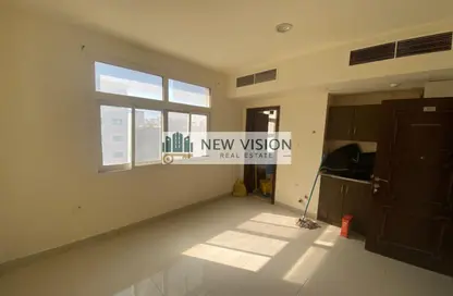Apartment - Studio - 1 Bathroom for rent in Al Qulaya'ah - Al Sharq - Sharjah