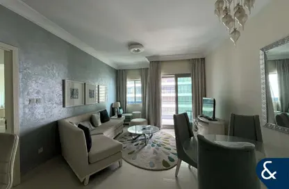 Apartment - 1 Bedroom - 2 Bathrooms for rent in The Signature - Burj Khalifa Area - Downtown Dubai - Dubai