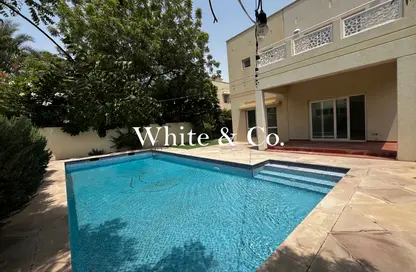 Villa - 3 Bedrooms - 4 Bathrooms for rent in Meadows 9 - Meadows - Dubai