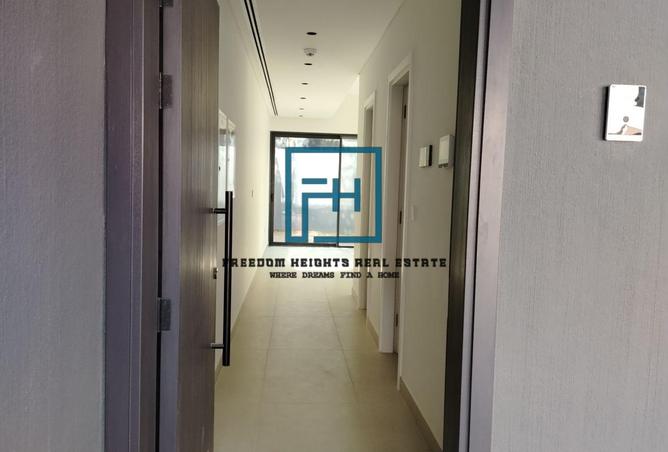 15745210 - صورة العقار 2