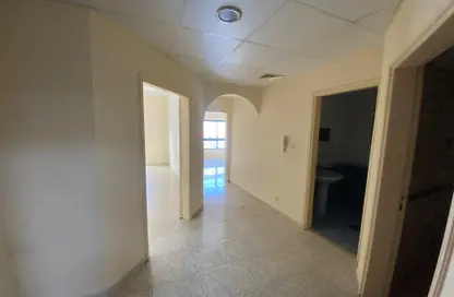 Apartment - 1 Bedroom - 2 Bathrooms for rent in Qasimia 10 building - Al Mahatta - Al Qasimia - Sharjah