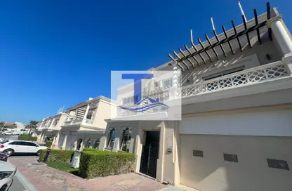 Villa - Studio - 6 Bathrooms for rent in Corniche Road - Abu Dhabi