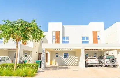 Villa - 3 Bedrooms - 4 Bathrooms for sale in Amaranta - Villanova - Dubai Land - Dubai