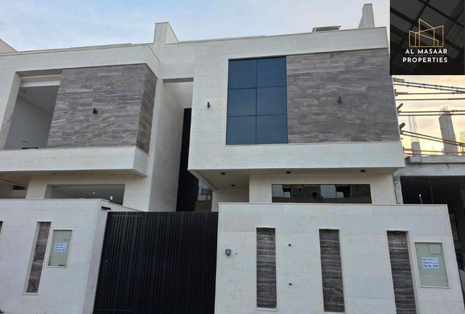 15923001 - Property Image 2