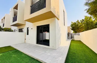Townhouse - 2 Bedrooms - 3 Bathrooms for rent in Nasma Residence - Al Tai - Sharjah