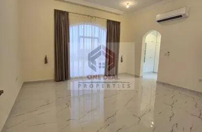 Villa - 6 Bedrooms - 7+ Bathrooms for rent in Al Maqam - Al Ain