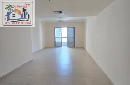Apartment - 3 Bedrooms - 3 Bathrooms for rent in Al Khan Corniche - Al Khan - Sharjah