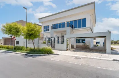 Villa - 4 Bedrooms - 5 Bathrooms for sale in Pearl Jumeirah Villas - Pearl Jumeirah - Jumeirah - Dubai