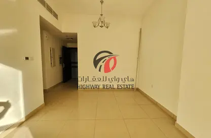 شقة - غرفة نوم - 2 حمامات للايجار في الفرج 3 - النهدة 2 - النهدة - دبي - دبي