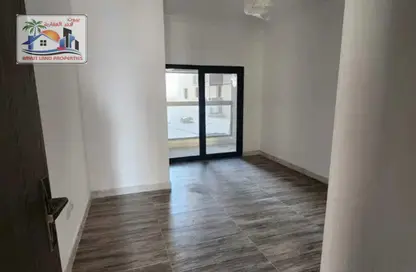 Apartment - 2 Bedrooms - 2 Bathrooms for rent in Gulfa Towers - Al Rashidiya 1 - Al Rashidiya - Ajman