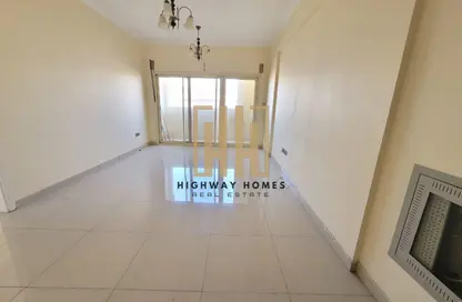 Apartment - 1 Bedroom - 2 Bathrooms for rent in Muwaileh 3 Building - Muwaileh - Sharjah