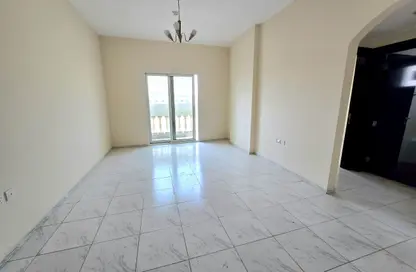 Apartment - 2 Bedrooms - 2 Bathrooms for rent in Muwaileh 29 Building - Muwaileh - Sharjah