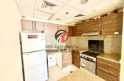 شقة - غرفة نوم - 2 حمامات للايجار في 4 الورسان - الورسان - دبي شقة - غرفة نوم - 2 حمامات للايجار في 4 الورسان - الورسان - دبي